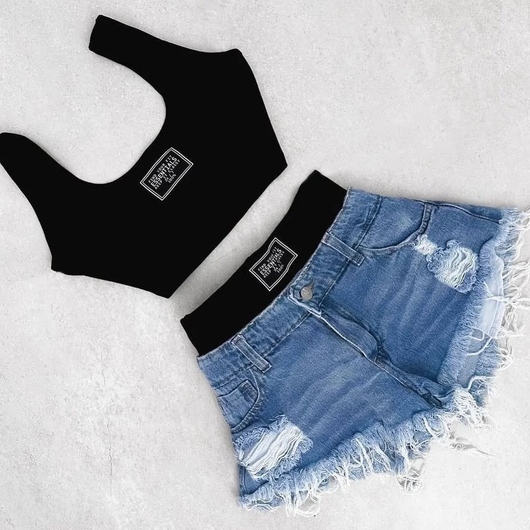 Retro high waist denim shorts