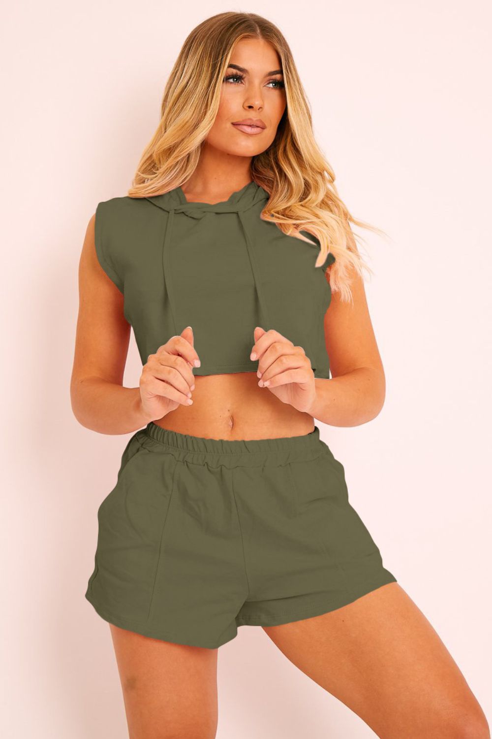 Hooded Crop Top & Pocketed Shorts Set - NawdeX