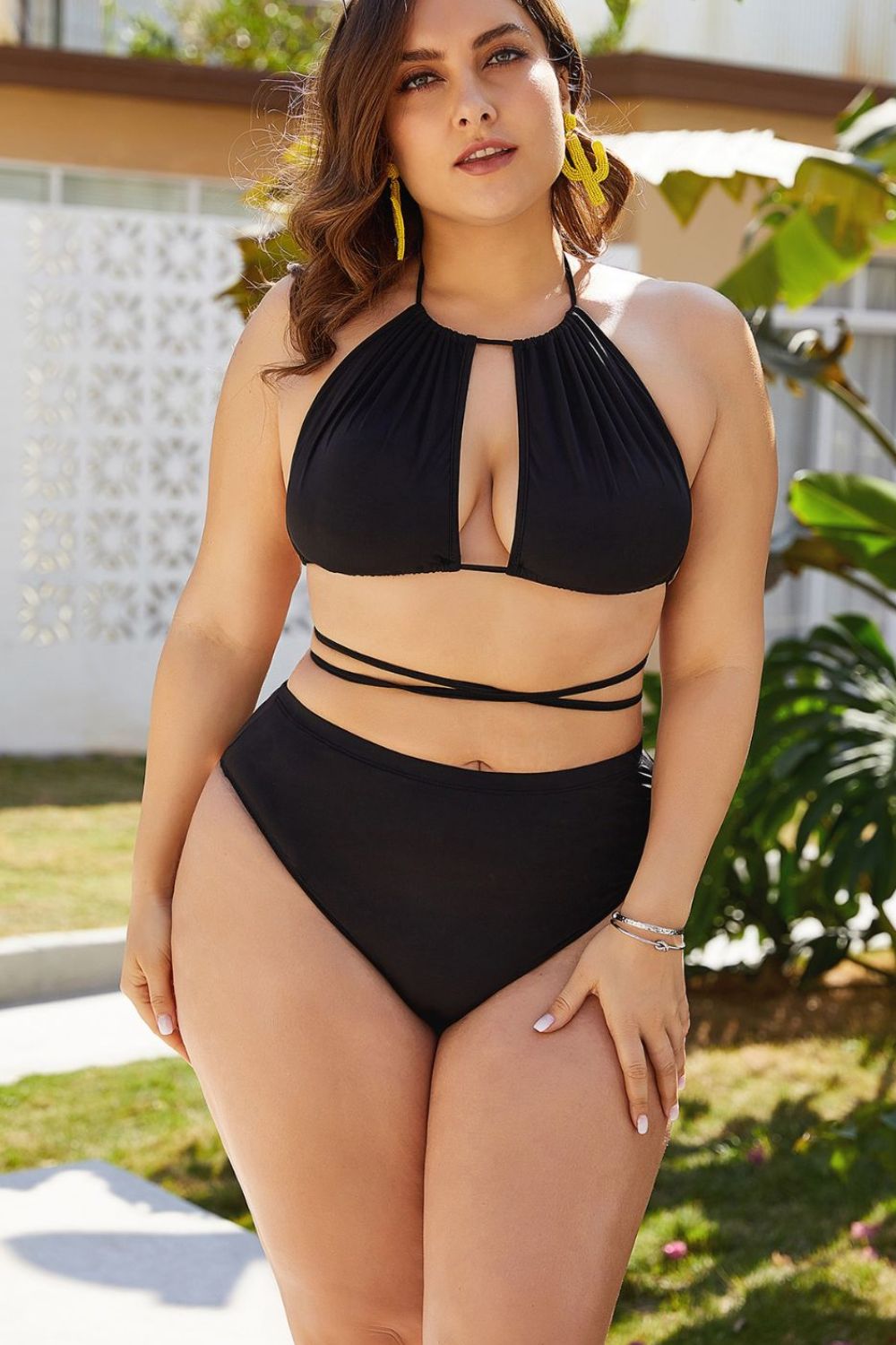 Plus Size Cutout Tied Backless Bikini Set - NawdeX