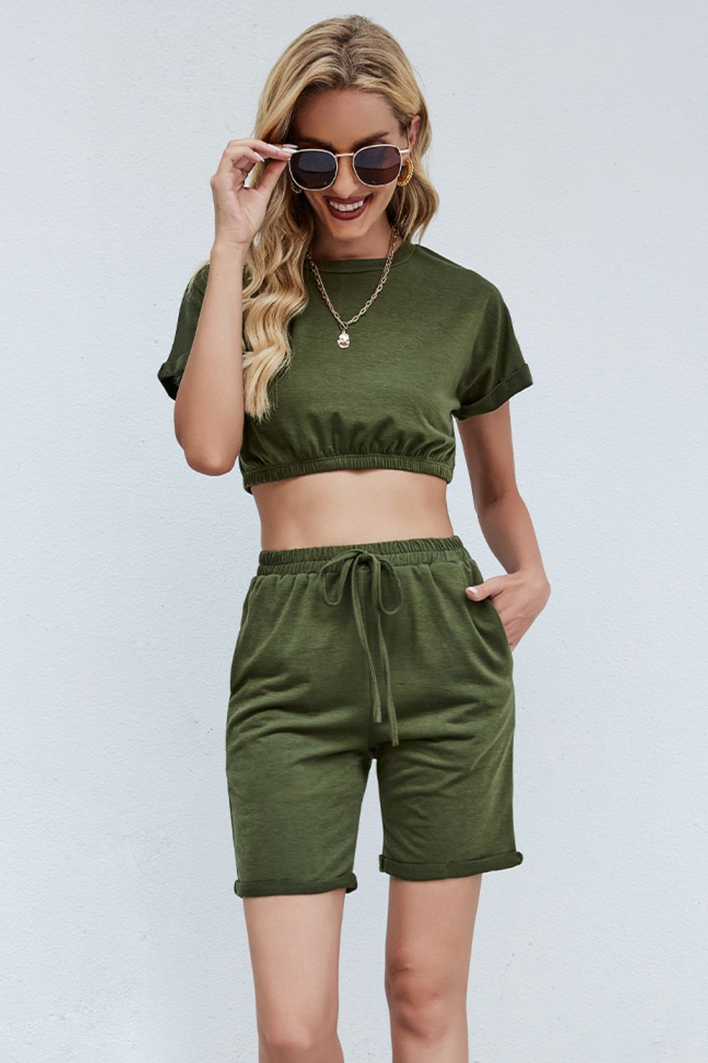 Cropped Tee and Drawstring Waist Shorts Set - NawdeX